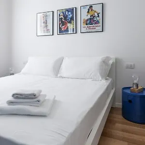 Appartamento Navigli - De Santis, Milano