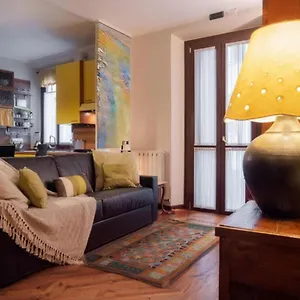 Appartamento Vfh Stylish Boutique Apartment-city Center, Milano
